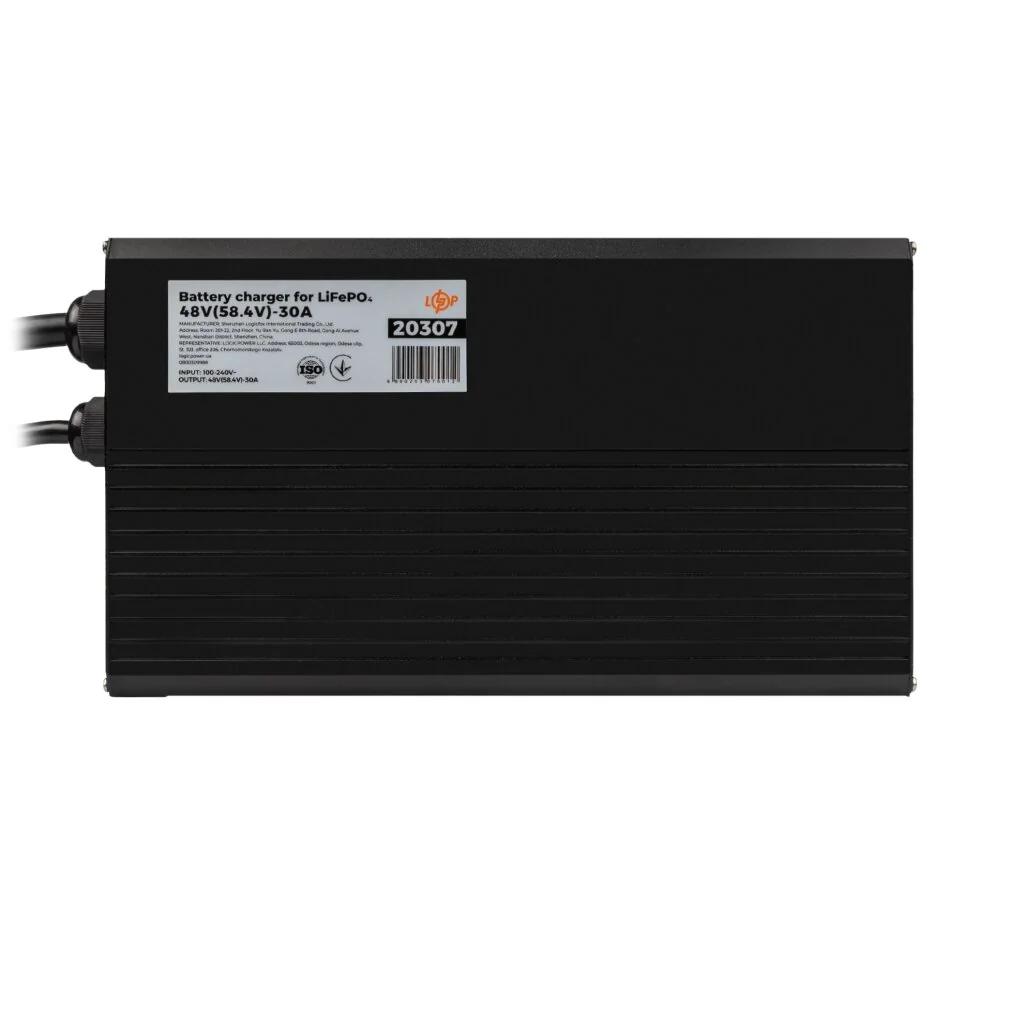 Зарядний пристрій для акумуляторів LiFePO4 48V (58.4V)-30A-1440W-LED